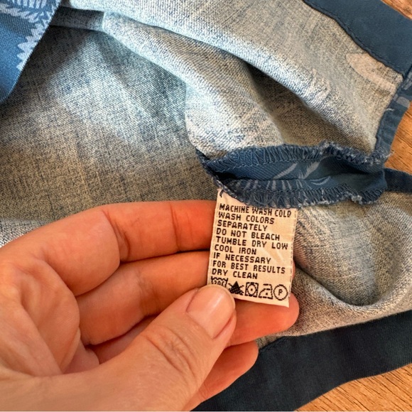 In-N-Out Restaurant 3XL Silk cotton blend Hawaiian logo Polo button down - Picture 5 of 6